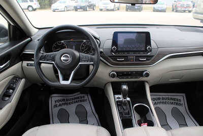 2024 Nissan Altima, $19995. Photo 10