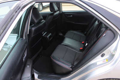 2017 Toyota Camry, $15995. Photo 9