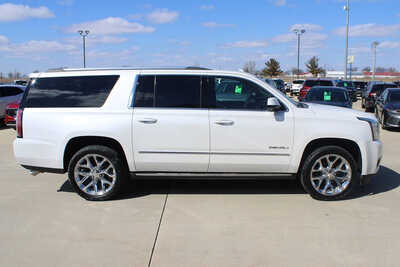 2016 GMC Yukon XL, $8995. Photo 4