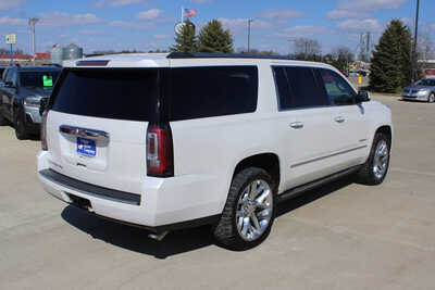 2016 GMC Yukon XL, $8995. Photo 5