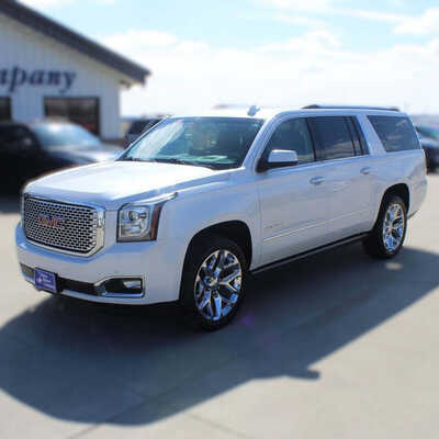 2016 GMC Yukon XL, $8995. Photo 1