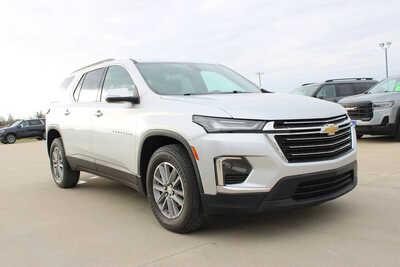 2022 Chevrolet Traverse, $27995. Photo 3