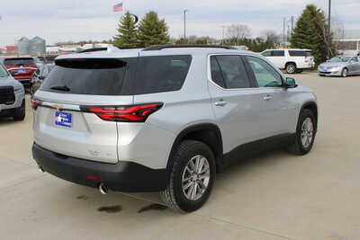 2022 Chevrolet Traverse, $27995. Photo 5