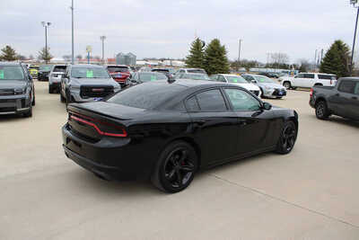 2018 Dodge Charger, $19995. Photo 5