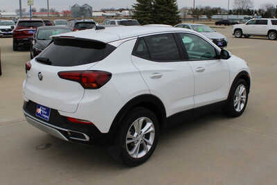 2020 Buick Encore GX, $13995. Photo 5