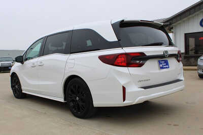 2025 Honda Odyssey, $38995. Photo 7