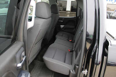 2017 Chevrolet 1500 Ext Cab, $17995. Photo 10