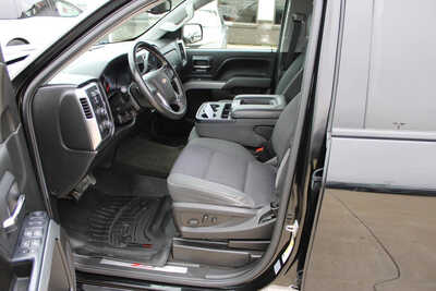 2017 Chevrolet 1500 Ext Cab, $17995. Photo 12