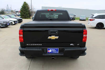 2017 Chevrolet 1500 Ext Cab, $17995. Photo 6