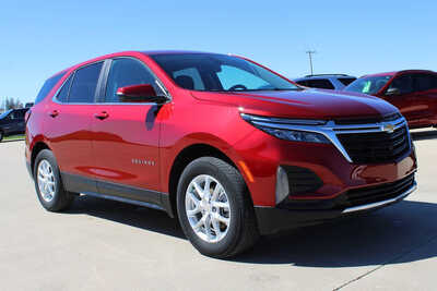 2024 Chevrolet Equinox, $27995. Photo 3