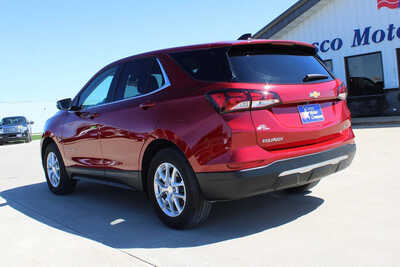 2024 Chevrolet Equinox, $27995. Photo 7