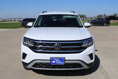 2021 Volkswagen Atlas, $23995. Photo 2