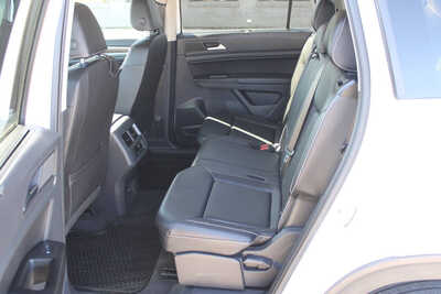 2021 Volkswagen Atlas, $23995. Photo 9