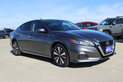 2022 Nissan Altima, $19995. Photo 3