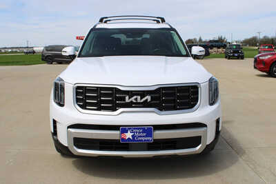 2025 Kia Telluride, $38995. Photo 2