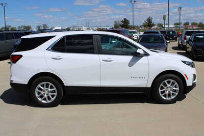 2024 Chevrolet Equinox, $26995. Photo 4