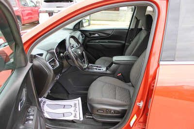 2020 Chevrolet Equinox, $16995. Photo 11