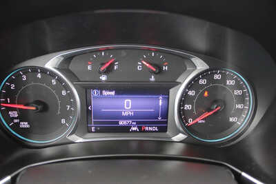 2020 Chevrolet Equinox, $16995. Photo 12