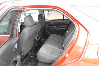 2020 Chevrolet Equinox, $16995. Photo 9