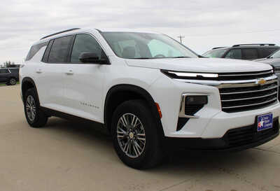 2024 Chevrolet Traverse, $36995. Photo 3
