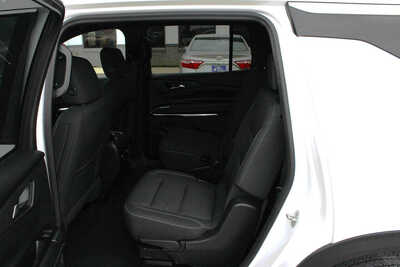 2024 Chevrolet Traverse, $36995. Photo 9