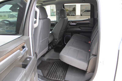 2025 Chevrolet 1500 Crew Cab, $41995. Photo 10