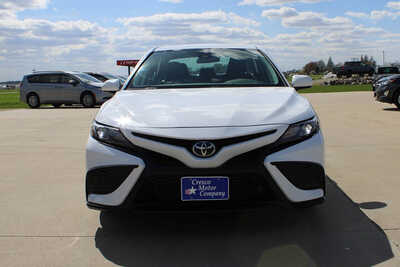2024 Toyota Camry, $28995. Photo 2