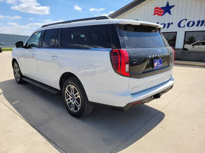 2025 Ford Expedition Max, $58995. Photo 4