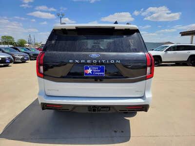 2025 Ford Expedition Max, $58995. Photo 5