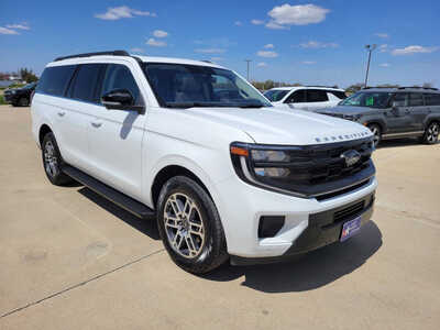 2025 Ford Expedition Max, $58995. Photo 6