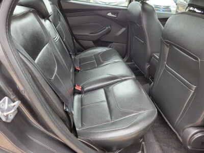 2016 Ford Focus, $6995. Photo 12