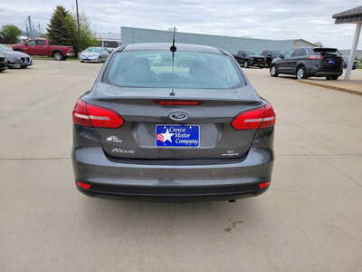2016 Ford Focus, $6995. Photo 4