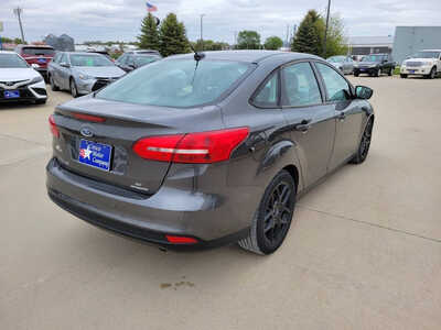 2016 Ford Focus, $6995. Photo 5