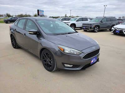 2016 Ford Focus, $6995. Photo 7