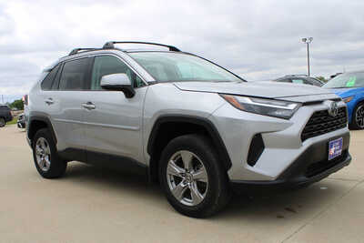 2024 Toyota RAV4, $30995. Photo 3
