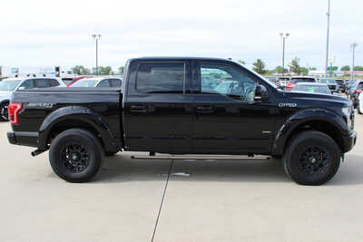 2017 Ford F150 Crew Cab, $30115. Photo 4