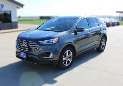 2020 Ford Edge, $18995. Photo 1