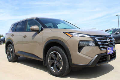 2025 Nissan Rogue, $27995. Photo 3