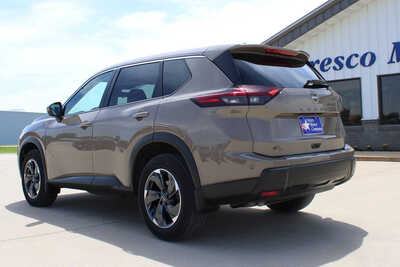 2025 Nissan Rogue, $27995. Photo 7