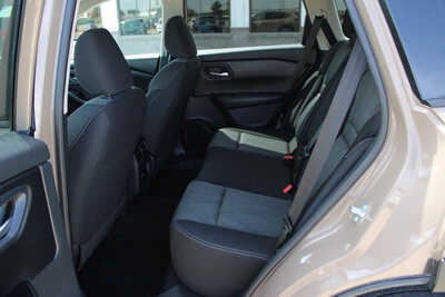 2025 Nissan Rogue, $27995. Photo 9
