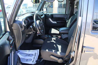 2018 Jeep Wrangler, $16995. Photo 11