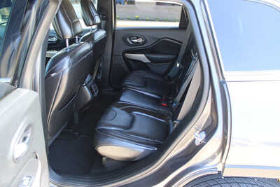2018 Jeep Cherokee, $11995. Photo 10
