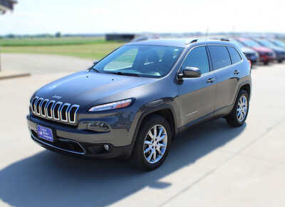 2018 Jeep Cherokee, $11995. Photo 1