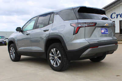 2025 Chevrolet Equinox, $26995. Photo 6