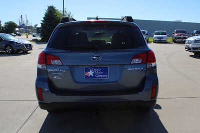 2014 Subaru Outback, $5995. Photo 6