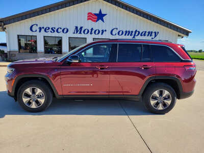 2022 Jeep Grand Cherokee, $25995. Photo 2