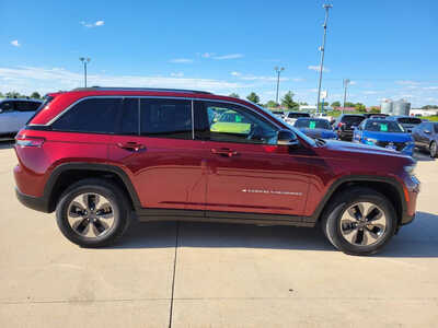 2022 Jeep Grand Cherokee, $25995. Photo 7