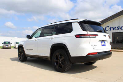 2023 Jeep Grand Cherokee L, $31995. Photo 7