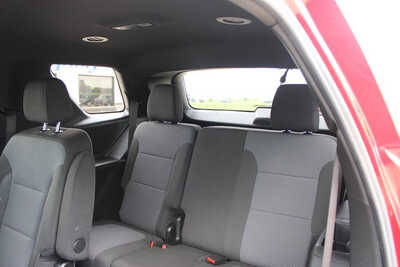 2023 Chevrolet Traverse, $31995. Photo 10