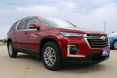 2023 Chevrolet Traverse, $31995. Photo 3